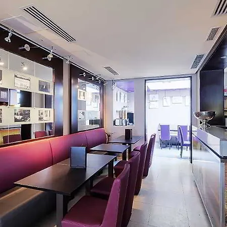 快乐文化纳比酒店 酒店