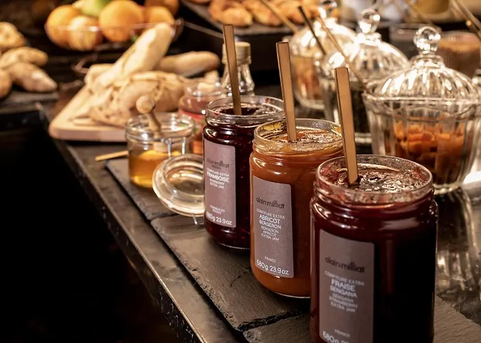 메종 나비스 바이 해피컬처 4* 파리