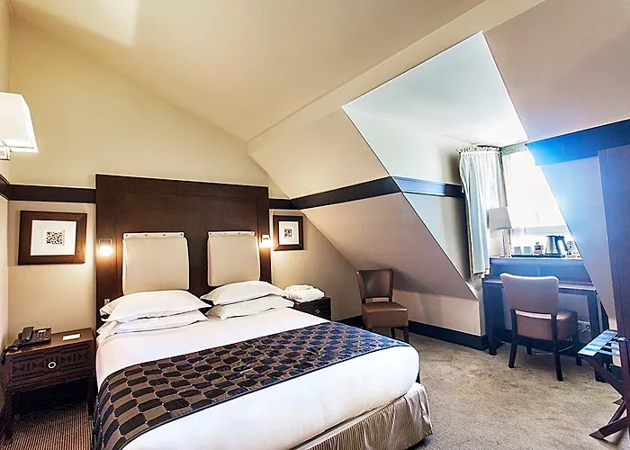 메종 나비스 바이 해피컬처 호텔 4*