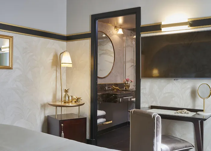 메종 나비스 바이 해피컬처 호텔 4*