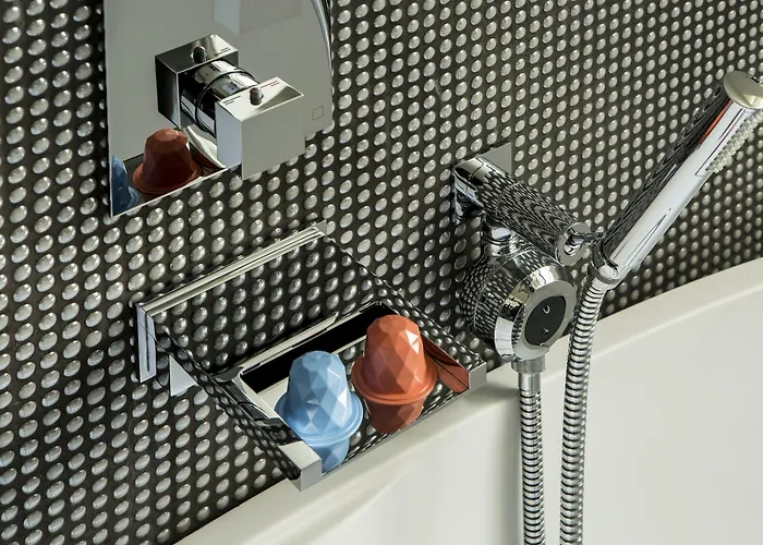 메종 나비스 바이 해피컬처 호텔