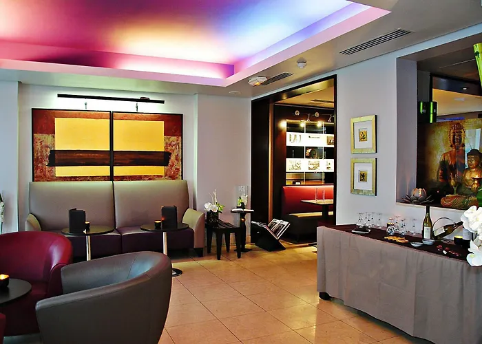 메종 나비스 바이 해피컬처