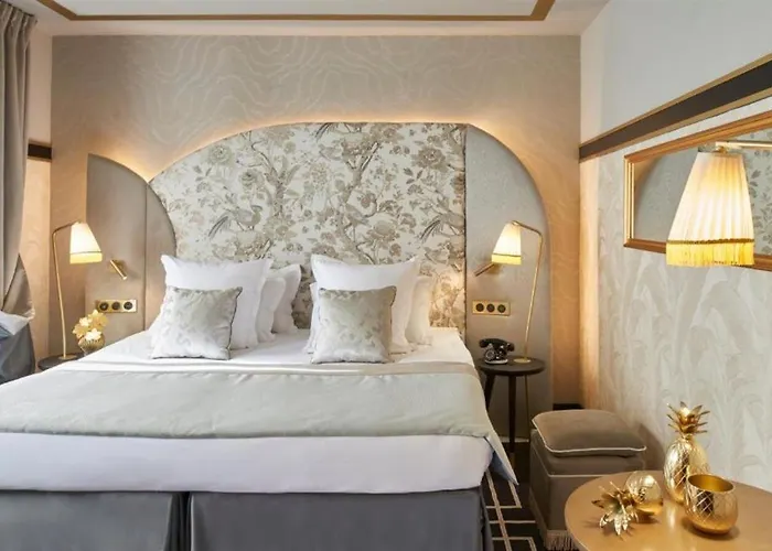 메종 나비스 바이 해피컬처 파리